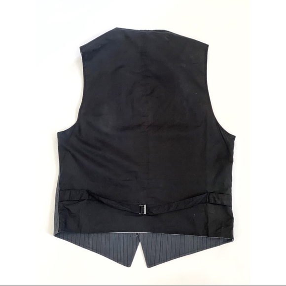 John Varvatos 8-Button Pinstriped Vest 52 EU - Picture 2 of 5